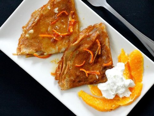 Crepes Suzette with Grand Marnier (with Video) ⋆ Sugar, Spice and