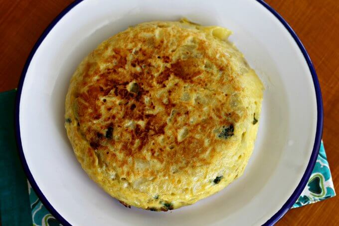 Tortilla Rellena ~ Spanish Omelet Stuffed With Spinach and Onions ~ #TheRecipeReDux ~ Lydia's Flexitarian Kitchen