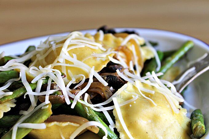Lemony Ravioli and Asparagus ~ A Quick and Fresh Pantry Dinner ~ Lydia's Flexitarian Kitchen