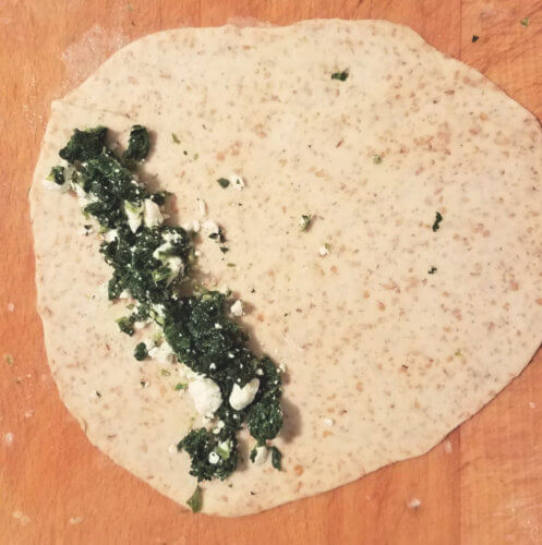 photo demonstrating where to place the filling to make spinach and feta pastries