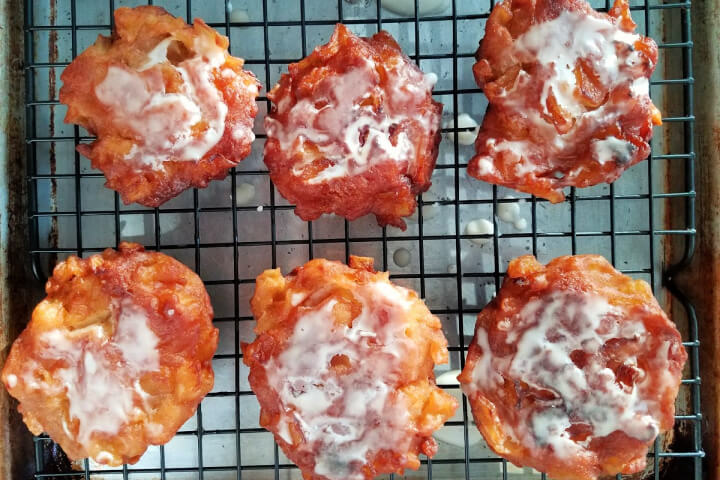 apple fritters with glaze