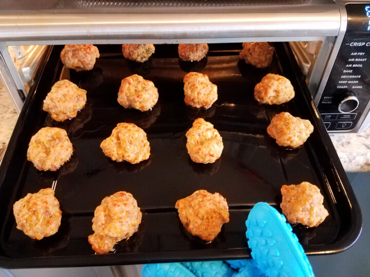 baking sausage biscuits in the air fryer